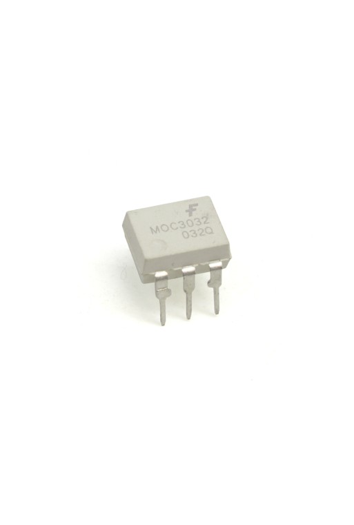MOC3032 Optoacoplador Salida a TRIAC